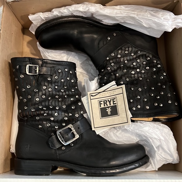 Frye studded black leather Jenna boot - Picture 8 of 12